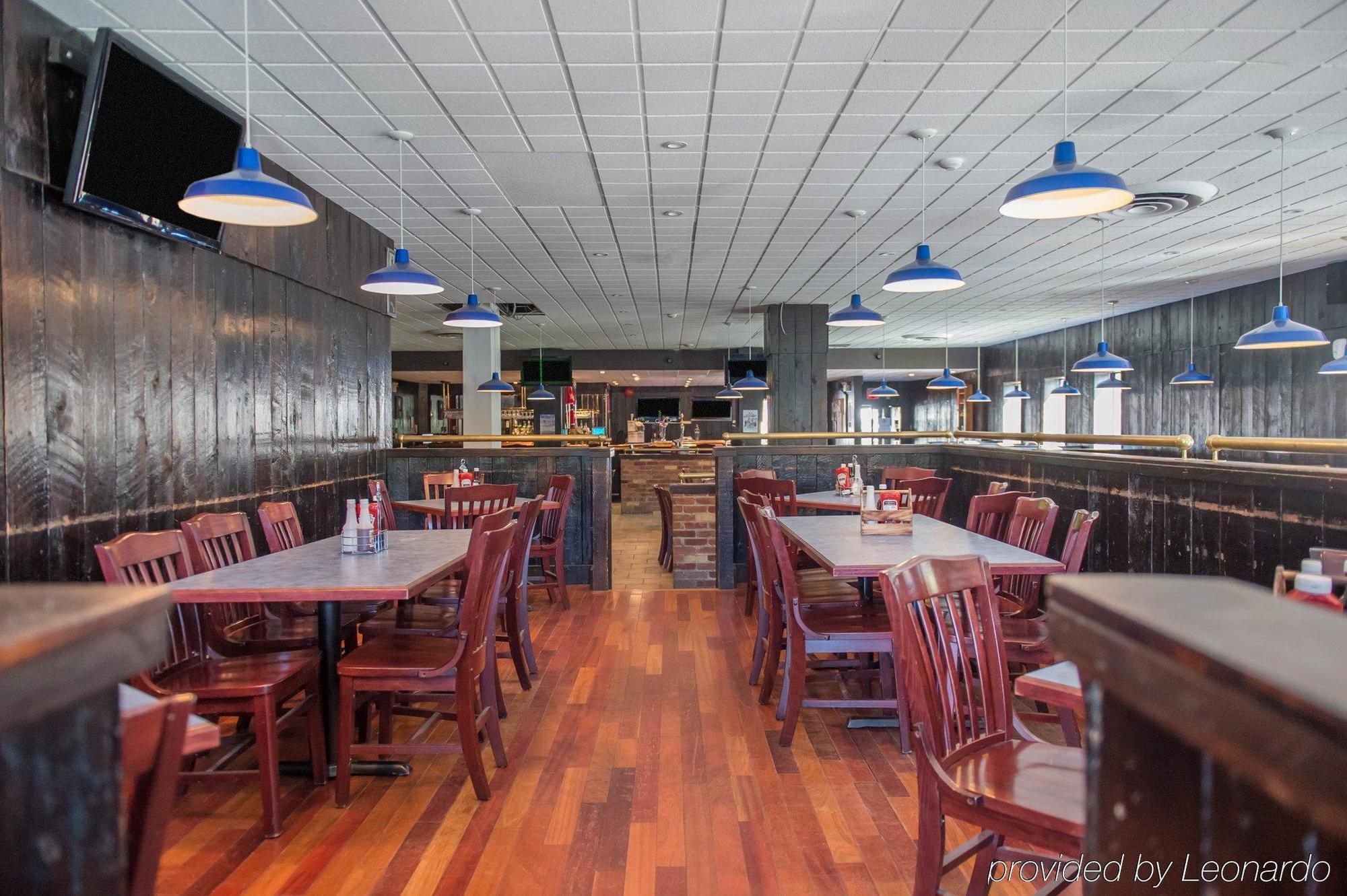 Econo Lodge Smiths Falls Bagian luar foto