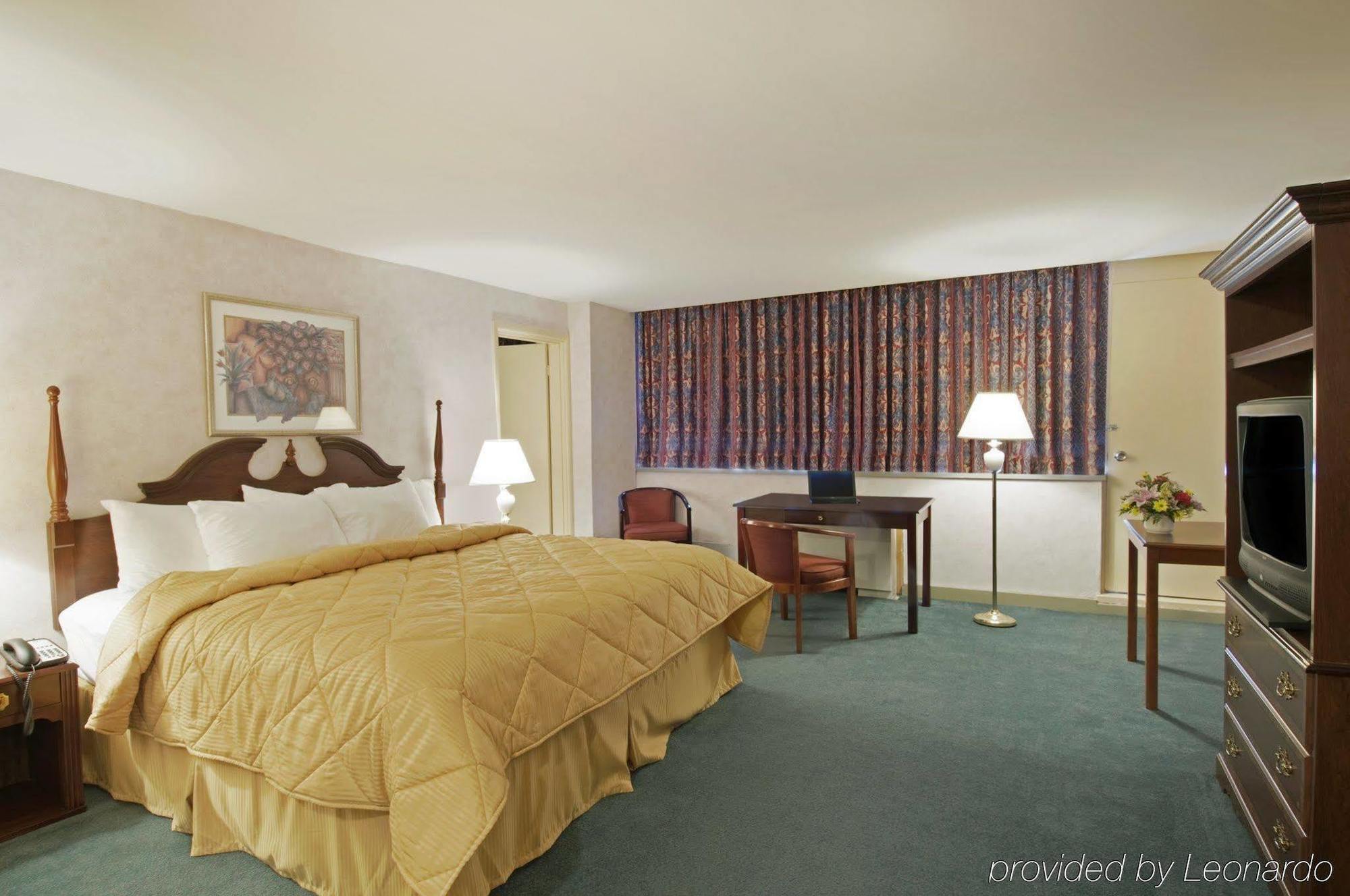 Econo Lodge Smiths Falls Ruang foto